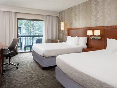 Hotel Courtyard Chicago / Itasca