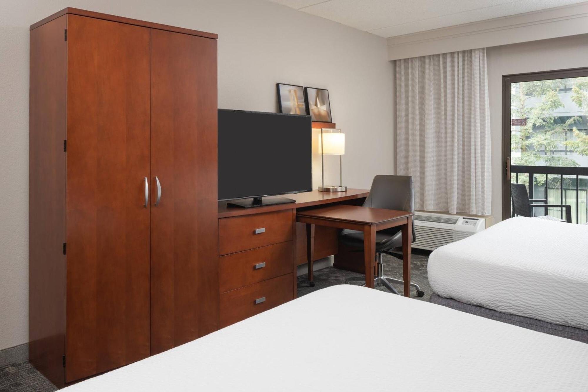Hotel Courtyard Chicago / Itasca Wood Dale