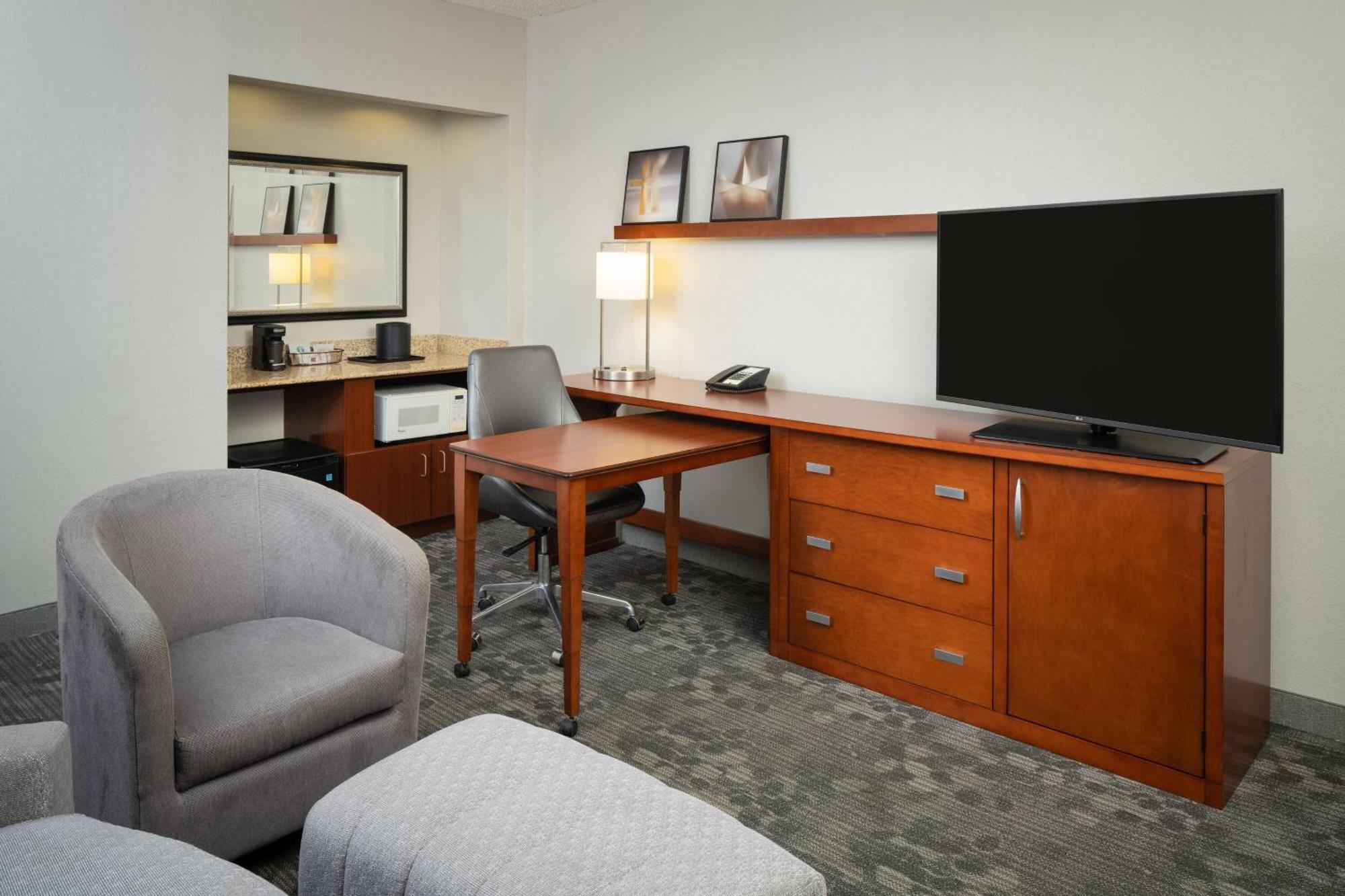 Courtyard Chicago / Itasca 3* Wood Dale
