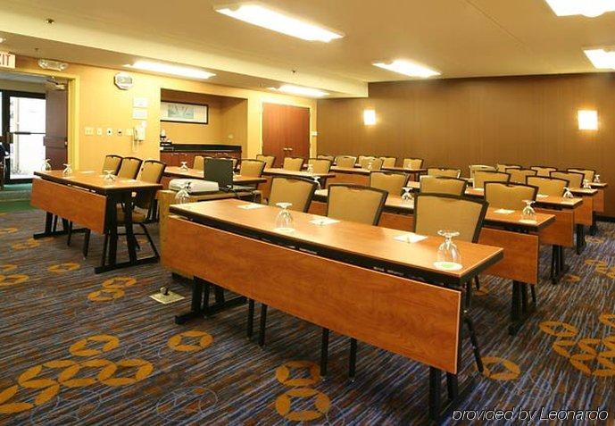 Courtyard Chicago / Itasca Hotel 3*
