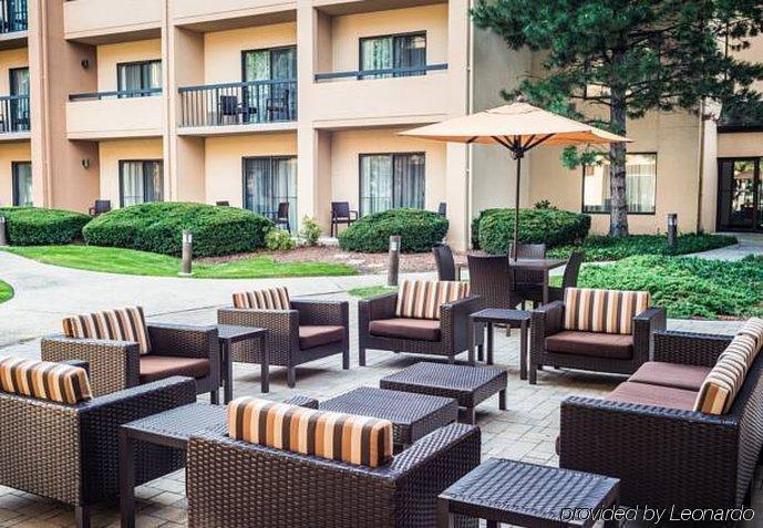 Courtyard Chicago / Itasca 3*